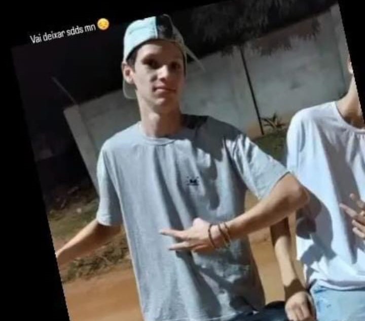 Colniza(MT): Jovem de 18 anos é jogado na frente do cemitério com vários  ferimentos no corpo. - Pantanal Online